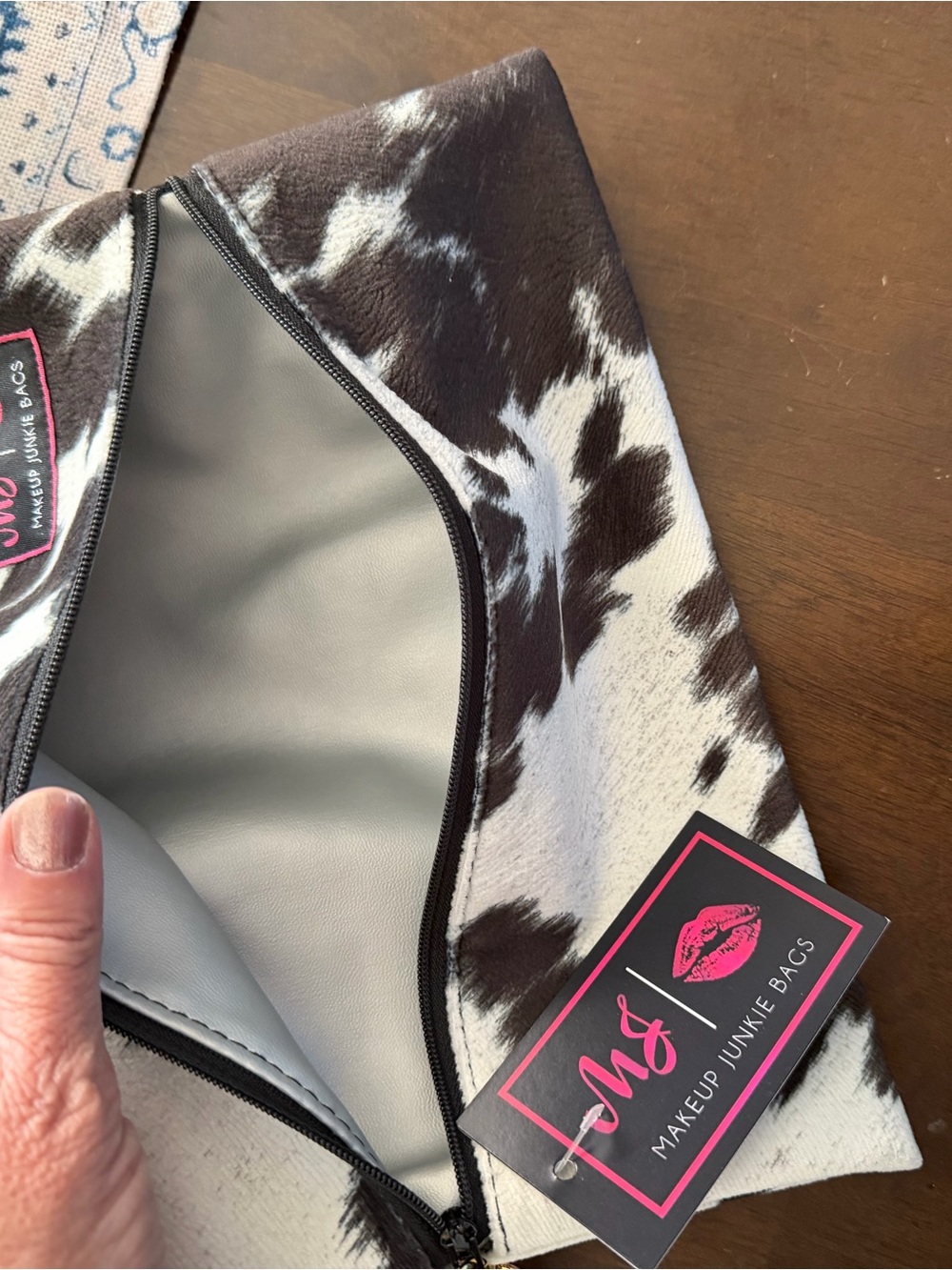 Makeup Junkie Bags Cowhide Zip Pouch with Hot Pink Tassel - Picture 2 of 2
